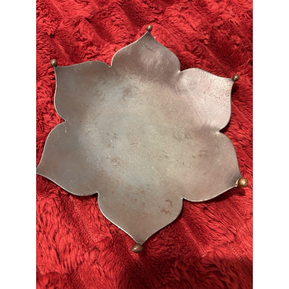 VTG Hammered Lotus Style Ball Tips Trinket Tray Ball Feet 6" Weathered Patina
